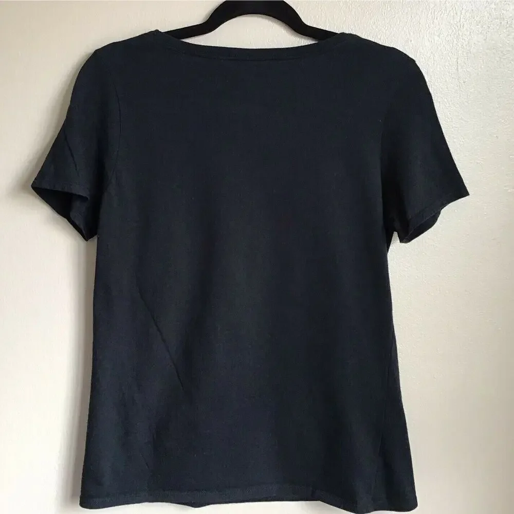 The Nike Tee Women’s Small / White Fuzzy / Blurry / Distorted /Block NIKE Grapic